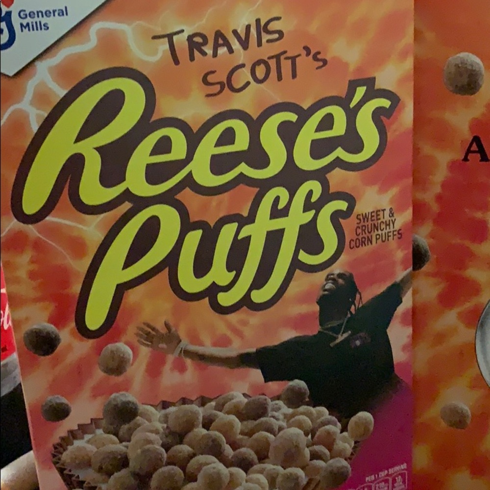 Travis Scott’s Reese’s puffs - Picture 3 of 3